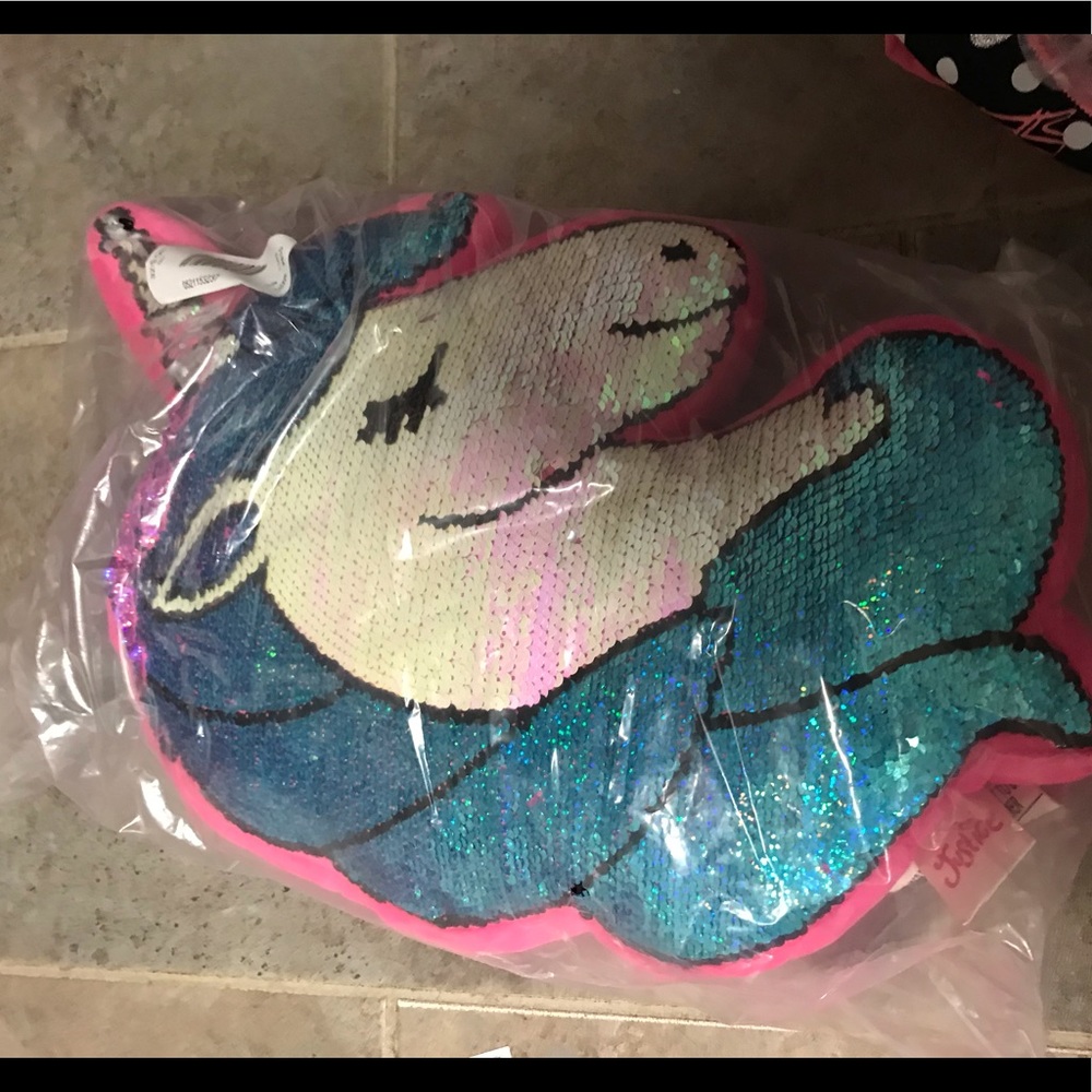 Pillow
